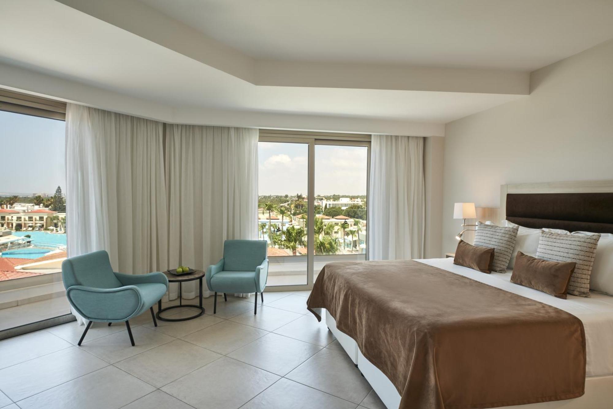 Atlantica Aeneas Resort 아이아 나파 외부 사진