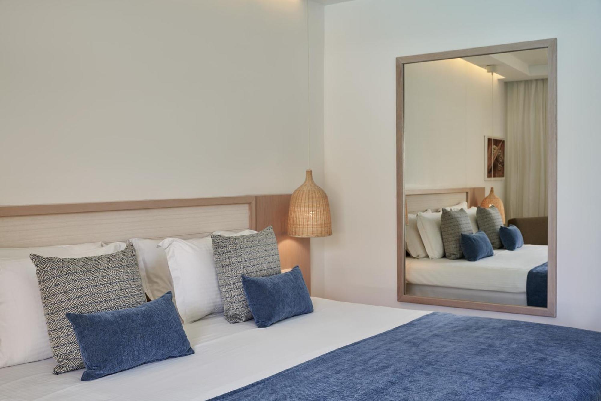 Atlantica Aeneas Resort 아이아 나파 외부 사진
