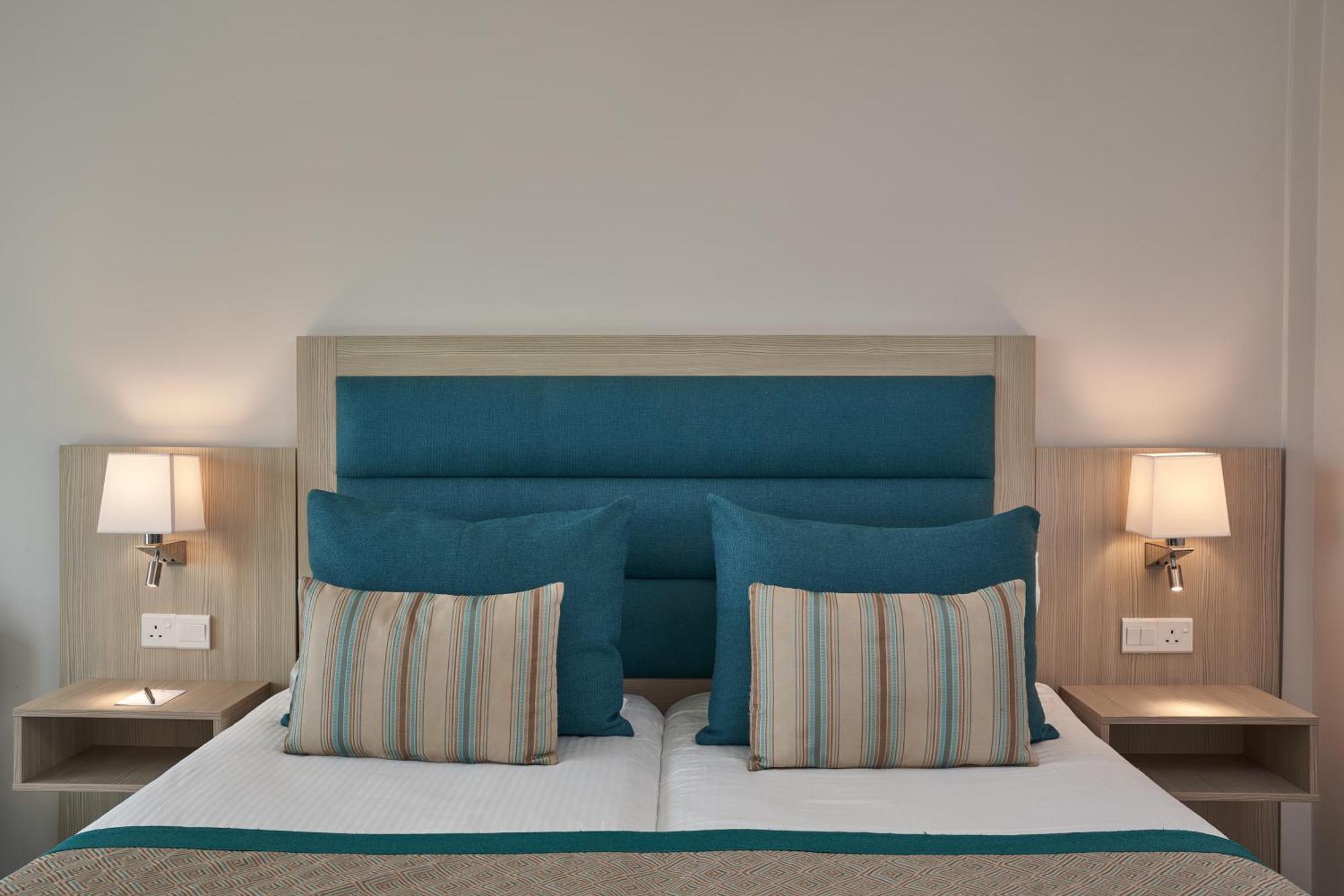 Atlantica Aeneas Resort 아이아 나파 외부 사진