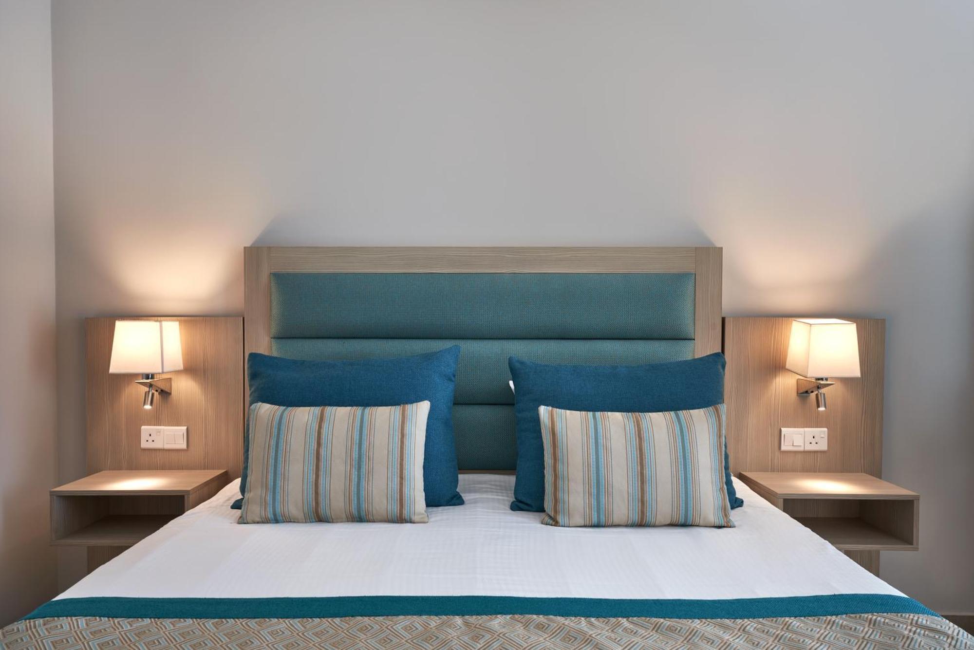 Atlantica Aeneas Resort 아이아 나파 외부 사진