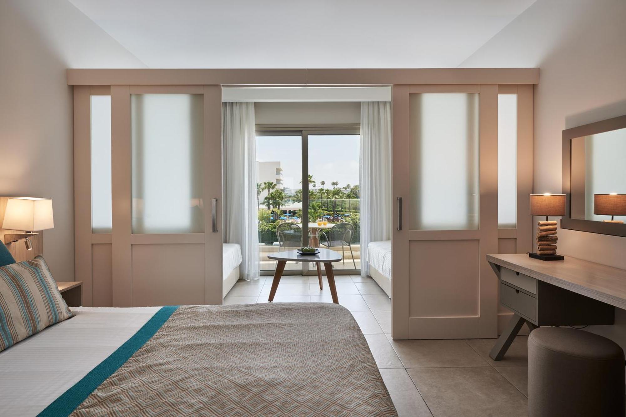 Atlantica Aeneas Resort 아이아 나파 외부 사진